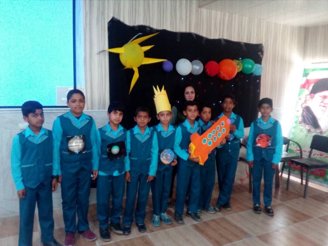 آمادگی و دبستان پسرانه غیر دولتی پیشرفت